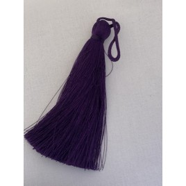 Kutosas tamsiai violetinis