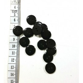 Sagos mažos, 2 skylių, juodos spalvos 15mm, 20vnt